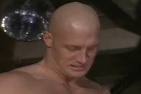 Maxx Diesel & Ja*S Ridge hammering