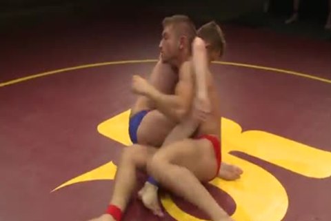 Steve Sterling And Dayton O'connor Wrestle previous to slamming