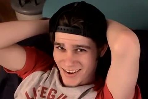 JT Has A Smooth Body And A tasty arse