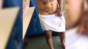 males In Public 32 - Laundromat - butt Hook up