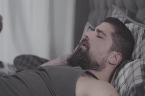 Muscle hunk seduced video