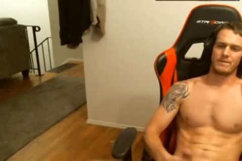 boy Gamer wanking In Live