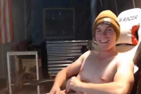 teen With Blue Eyes wanking In Live