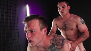 NextDoorRaw: Inked caucasian amateur jerking big dick