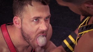 HotHouse: Nailed rough in tandem with ebony bodybuilder XL