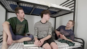 "Nerd Wants A Footballteam" - ?