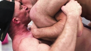 Next Door Studios - European rimming in the gym