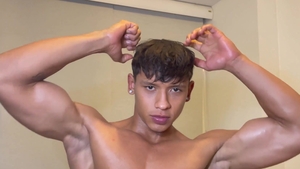 EastBoys - Muscled cute latino amateur massage