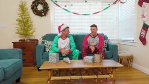 ASGmax Originals: The Best SeXXXmas Gift Ever