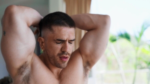 Bromo: Dark-haired Hugs Coating His Face in Cum